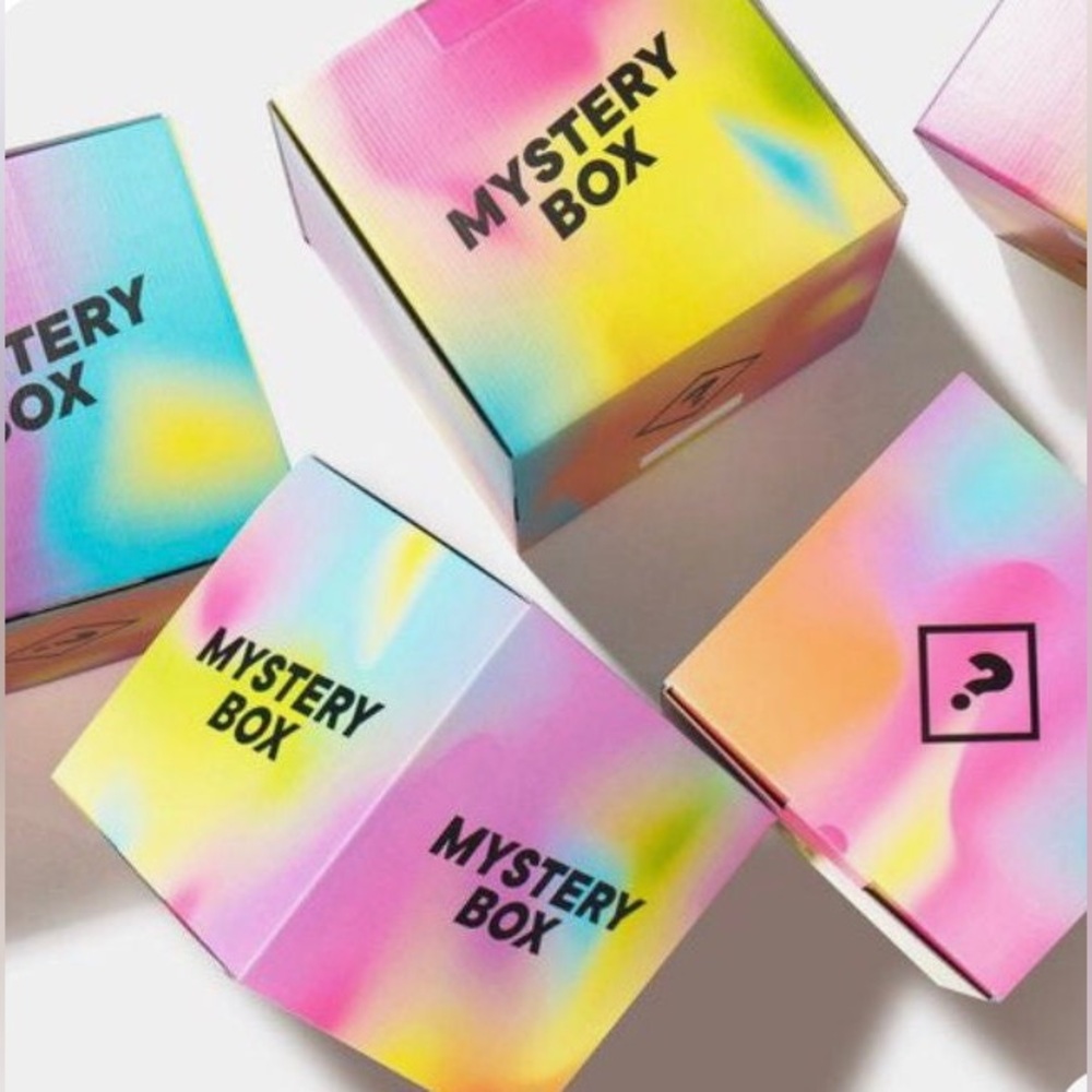 Custom Size Mystery Boxes- Read Below 👇🏾